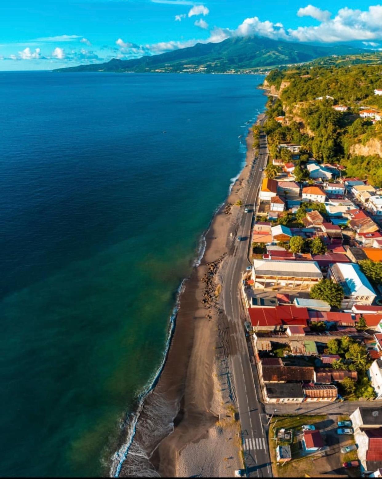 Bas De Villa Vacances Ocean Ле Карбе Екстериор снимка
