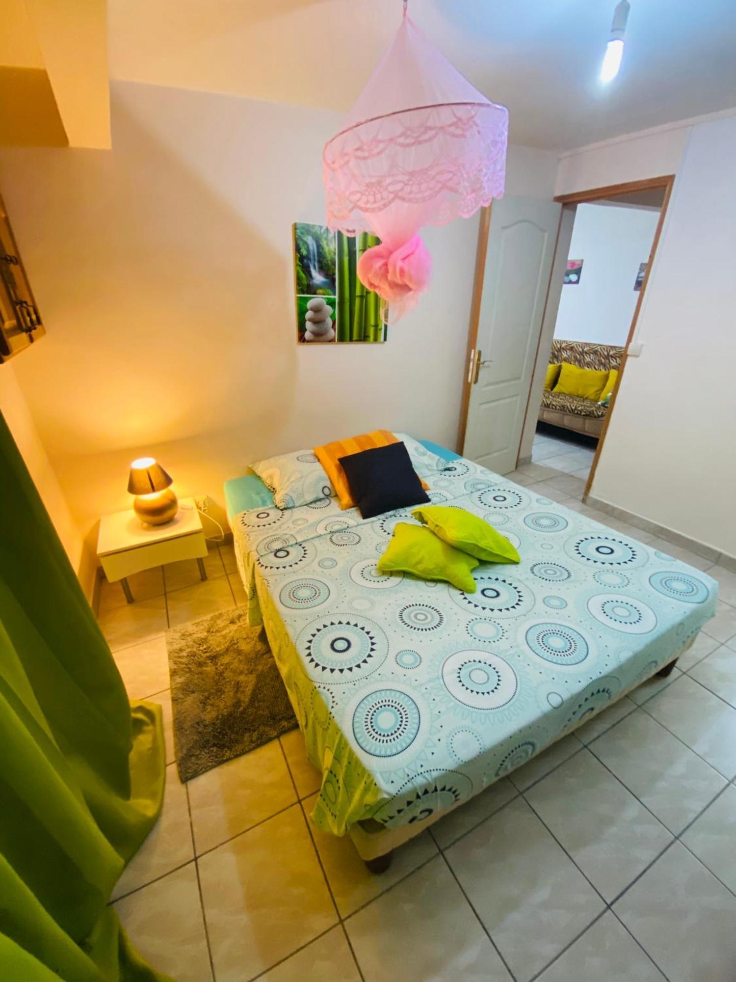 Bas De Villa Vacances Ocean Ле Карбе Екстериор снимка